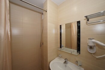 A&R apart photo 3