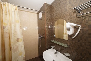 A&R apart photo 5