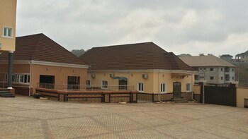 Kevotel Hotel and Suites photo 5