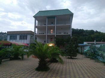 Hotel Complex Sapfir