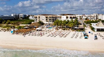 Aldea Thai Jr Suite by SunandSea photo 5