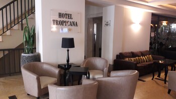 Tropicana Hotel St Julians サンジュリアン Malta thumbnail