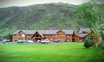 Yellowstone Village Inn and Suites image 1
