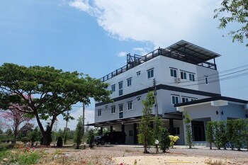 Rim Nam Riva Resort photo 3
