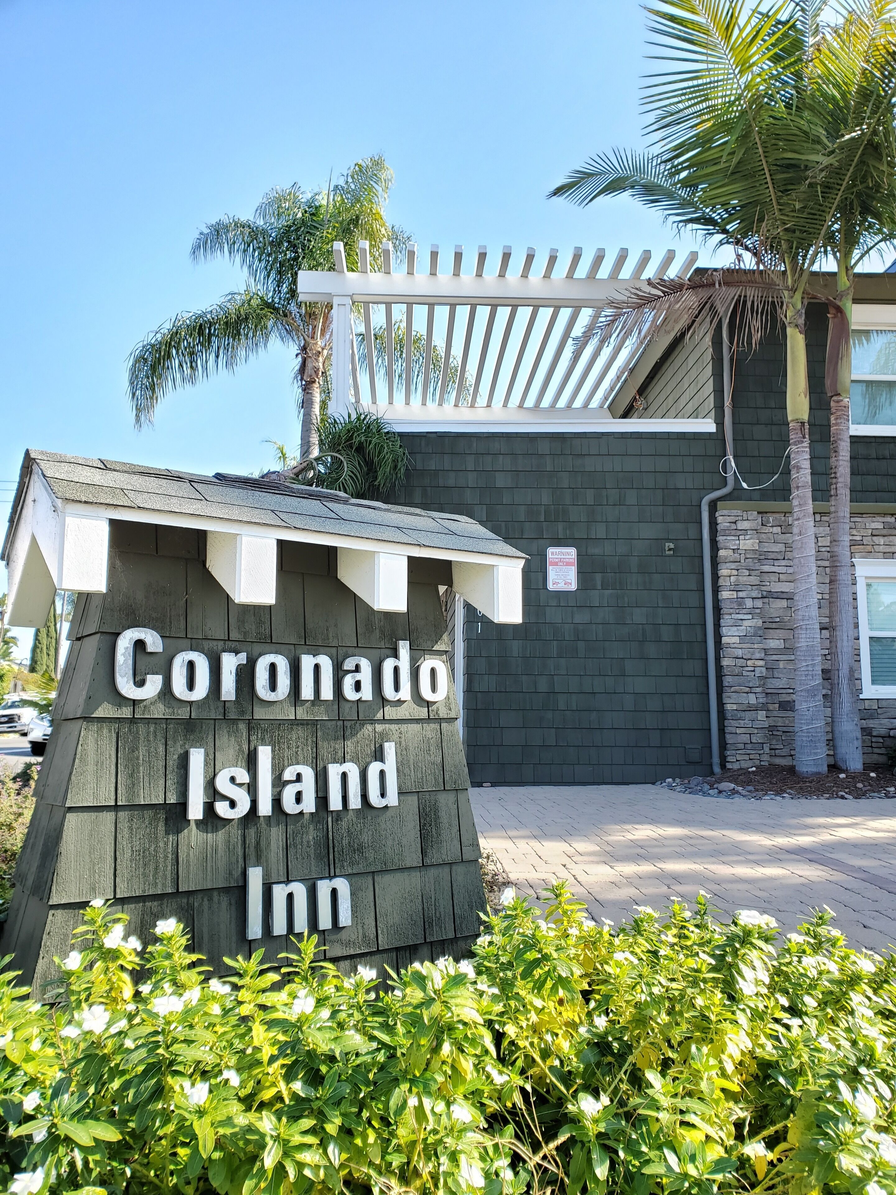 Coronado Island Inn image 1