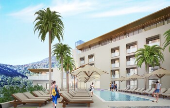 Legacy Resort Hotel & Spa image 1