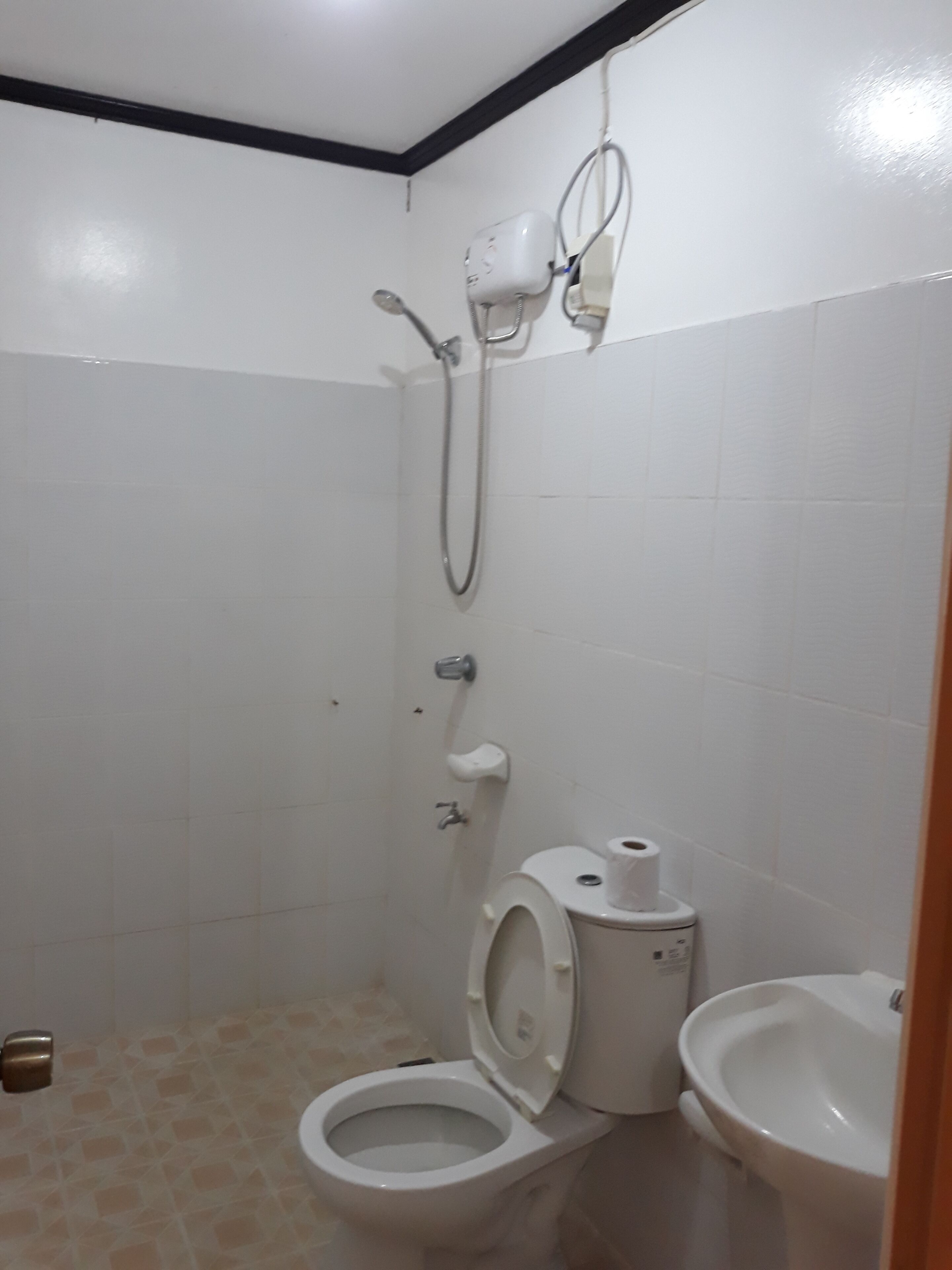 Shane Beach Resort photo 3