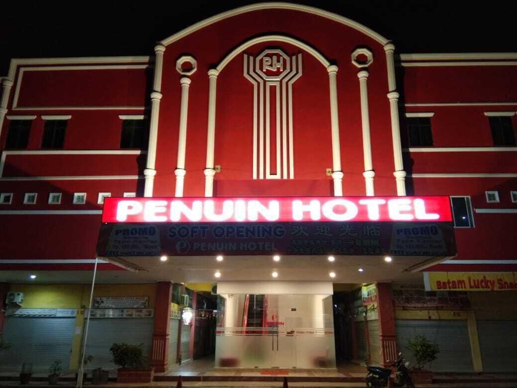 Penuin Hotel #3