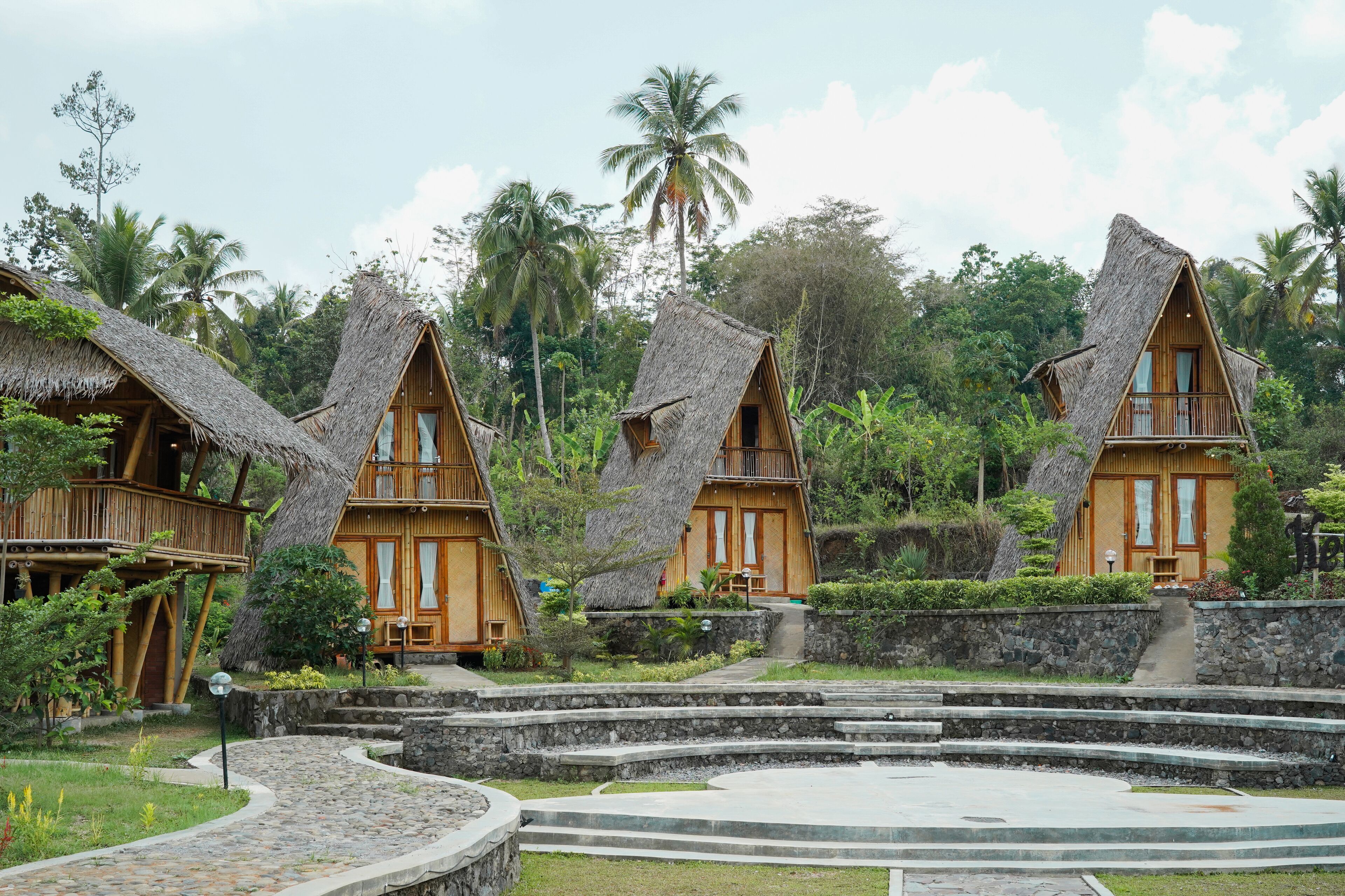 Borobudur Balkondes Kembang Limus