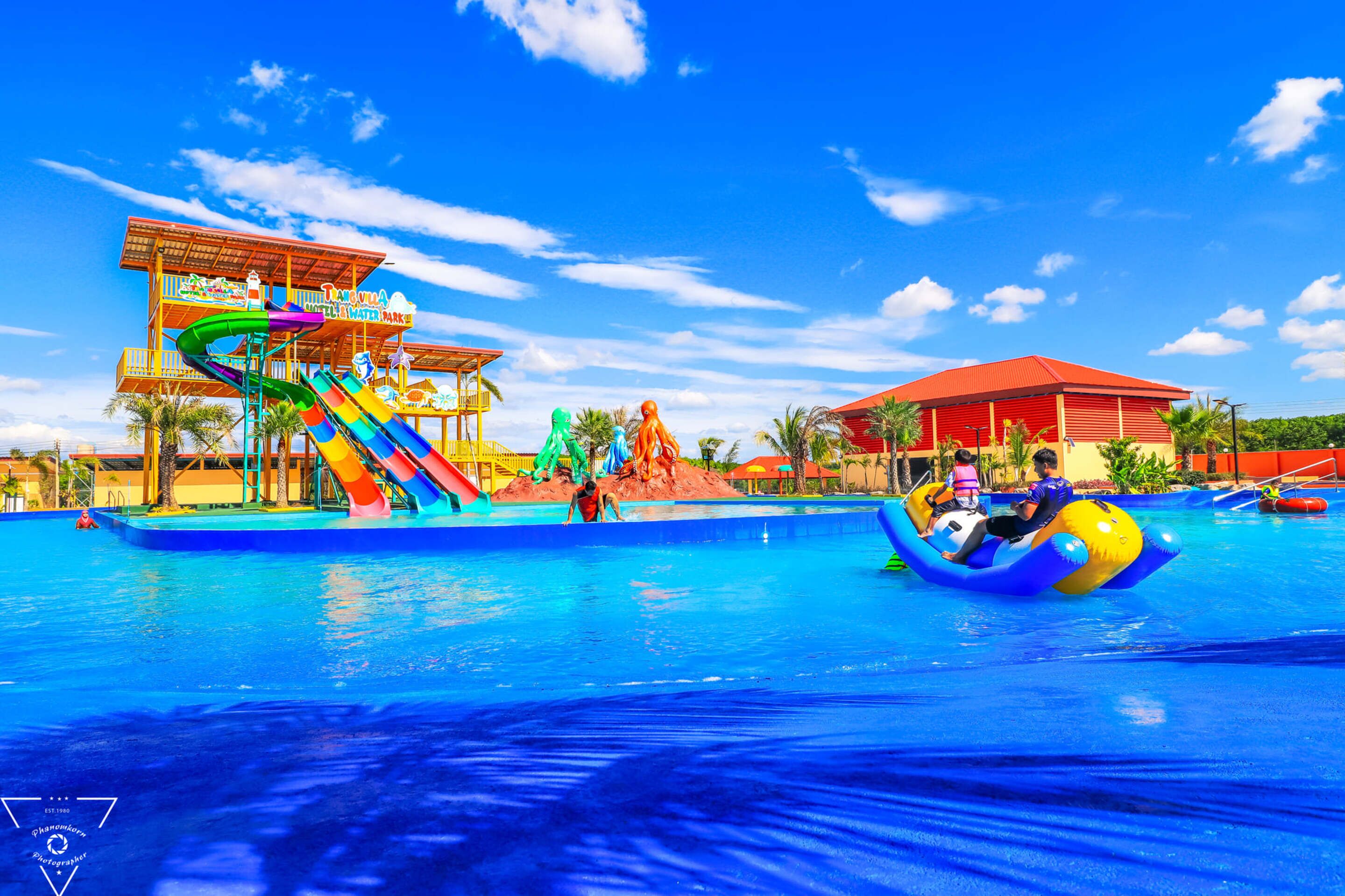 Trang Villa Hotel and Water Park photo 2
