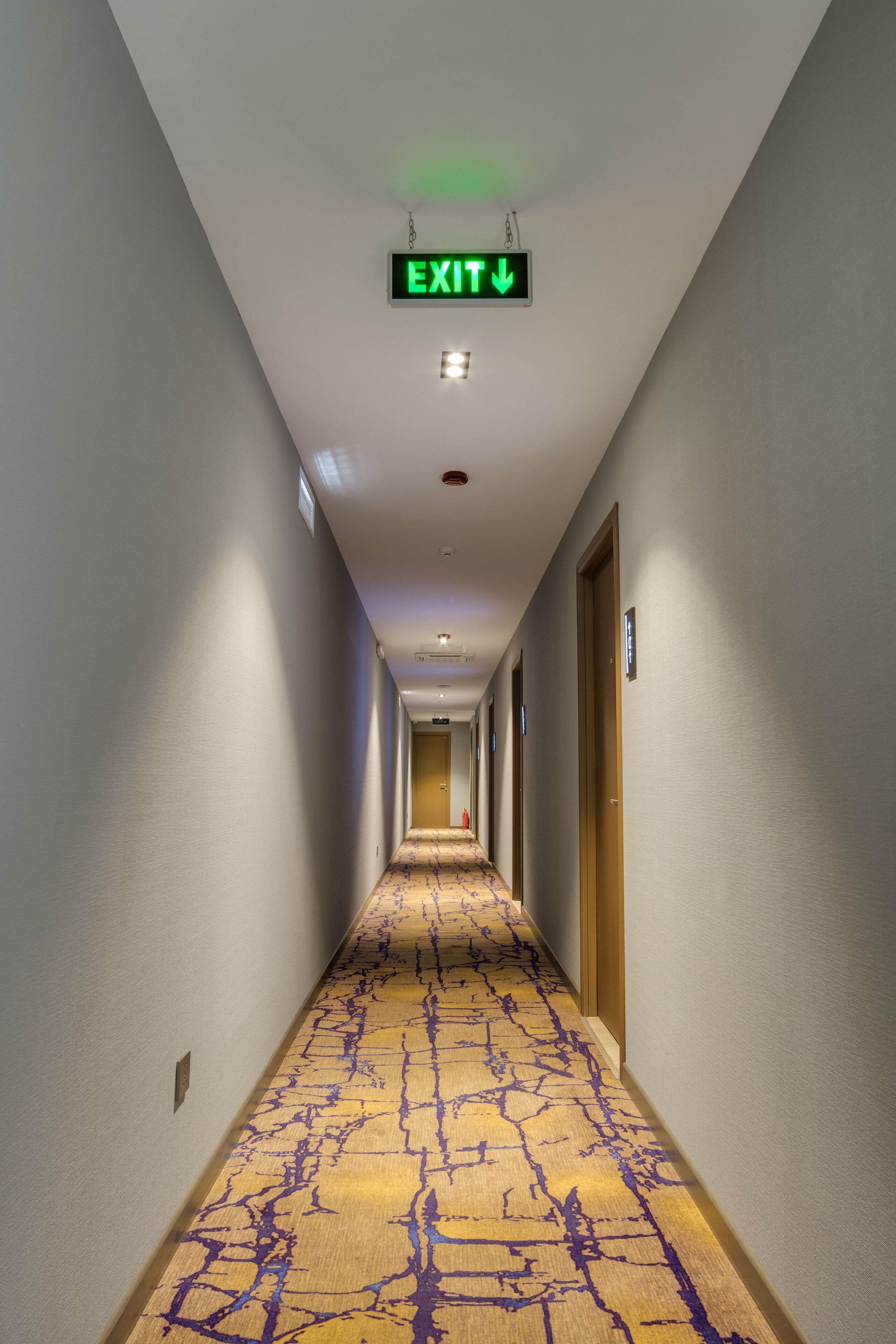 Eleven Inn Tbilisi - Tap to explore photos