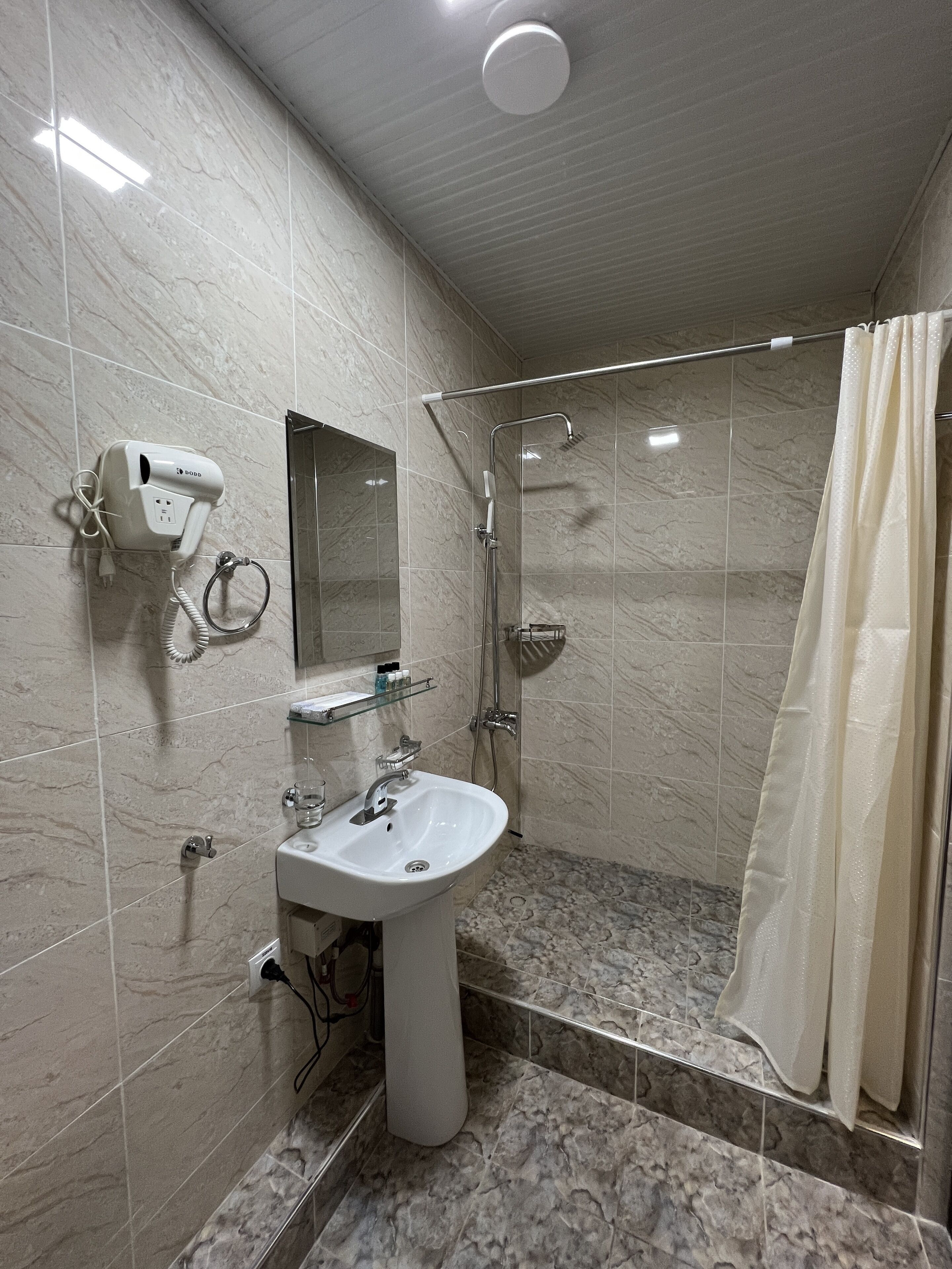 SHAHZODA GRAND HOTEL photo 2