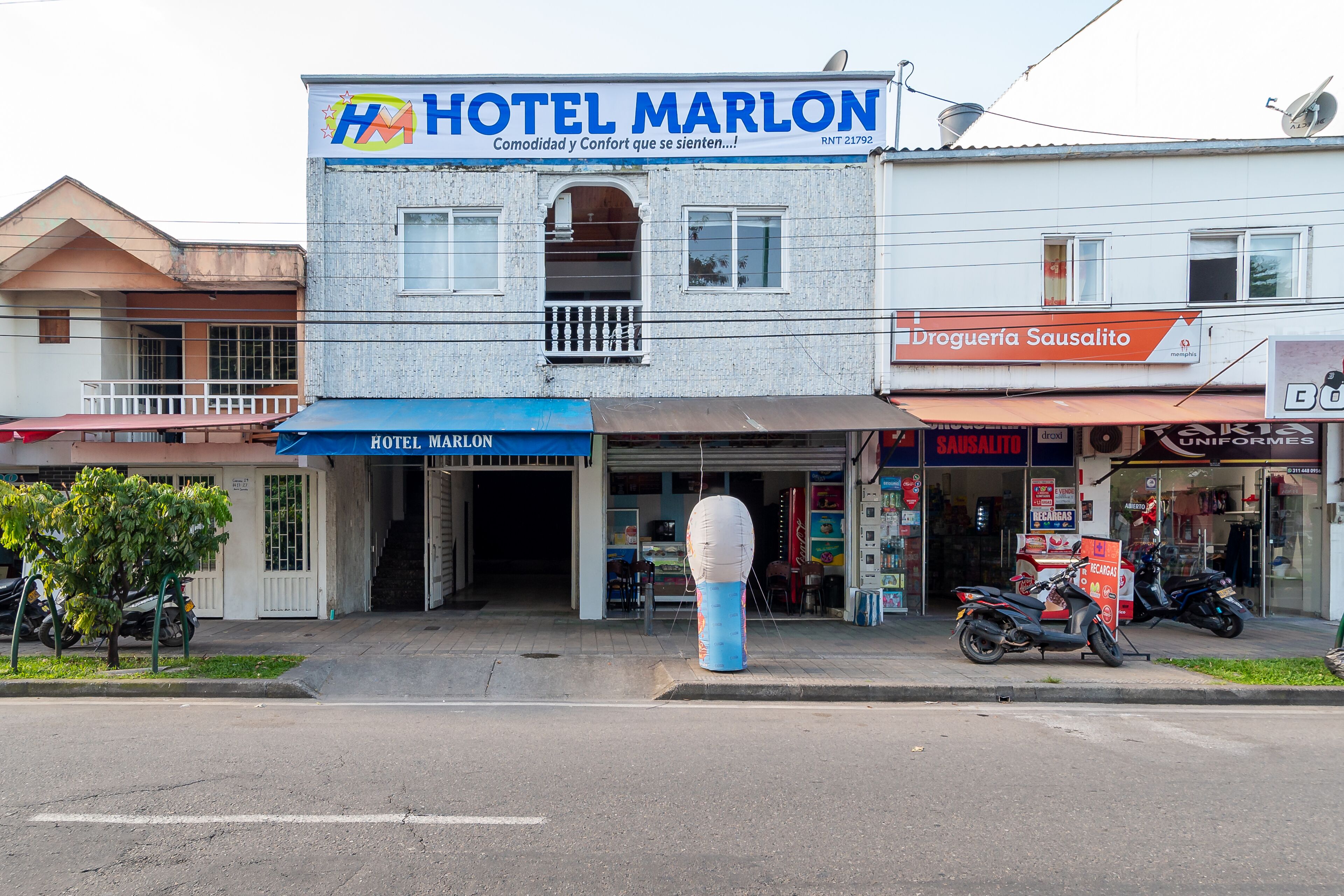 Ayenda Marlon photo 5
