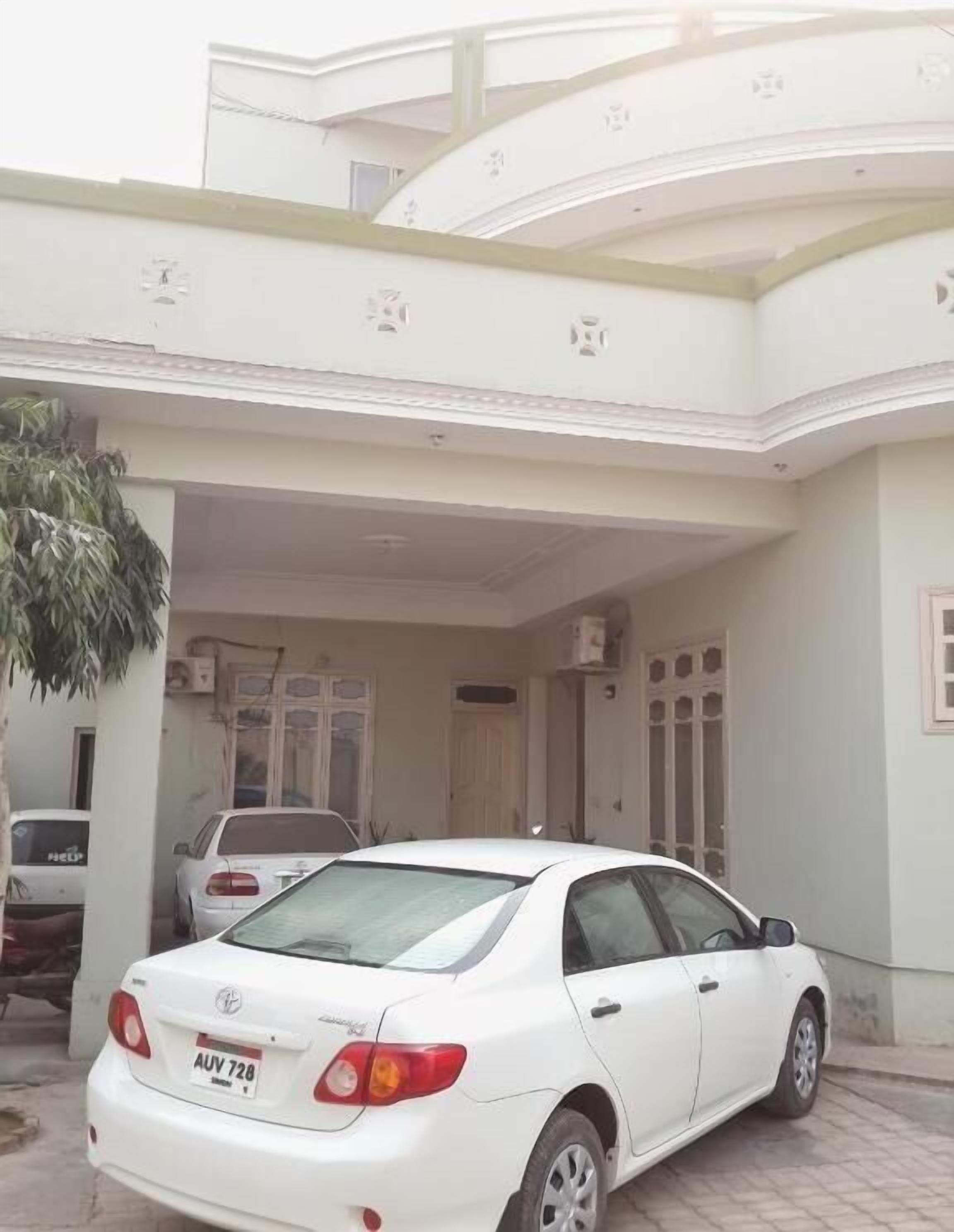 Royal Castle Guest House photo 2