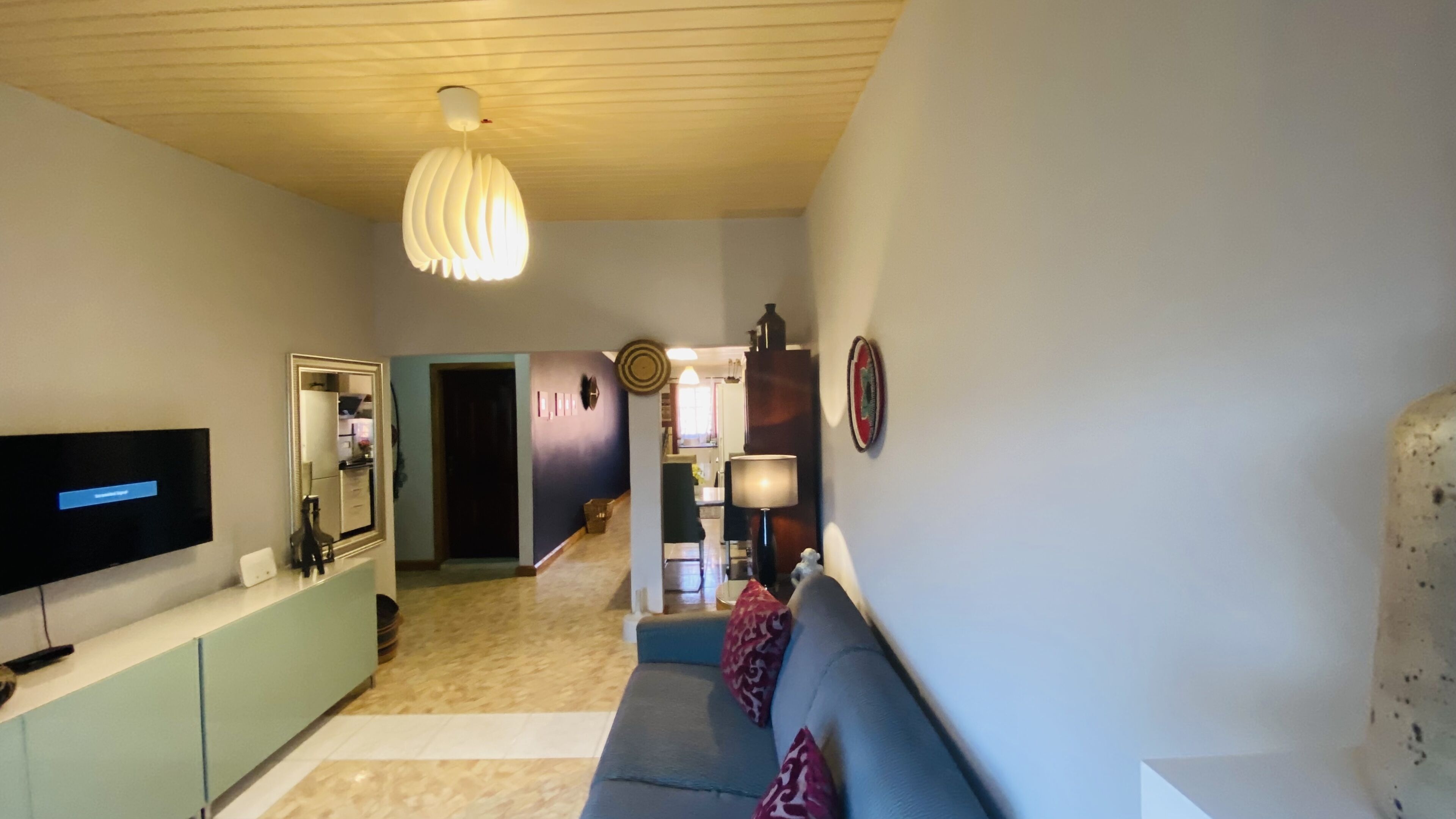Charming 2-bed House in Tema photo 3