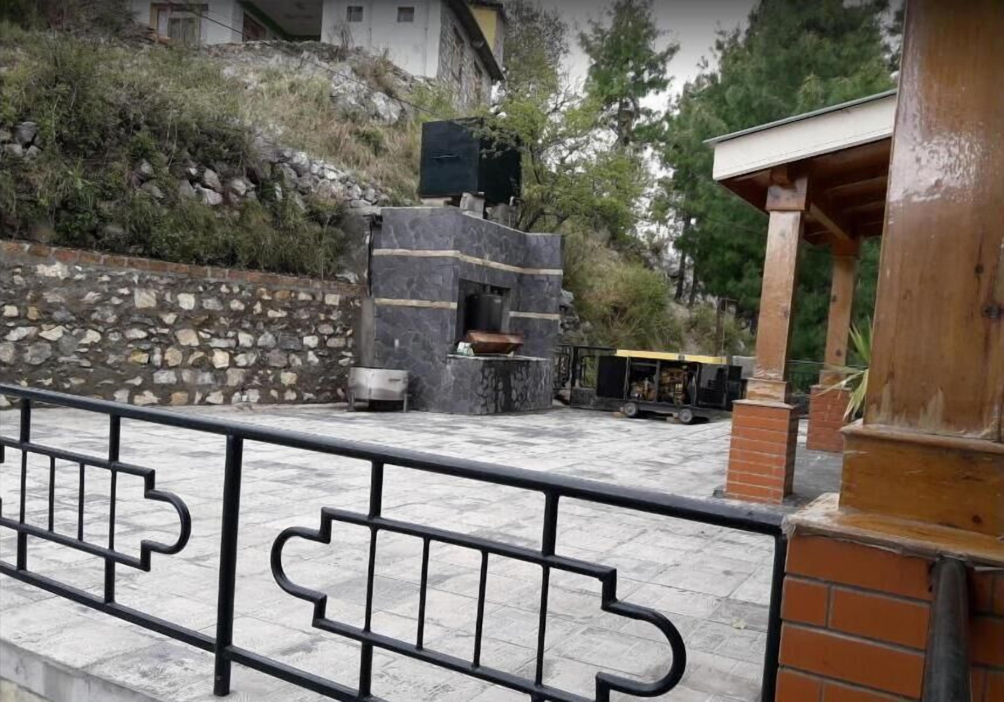Hilla Apartments Nathia Gali photo 4