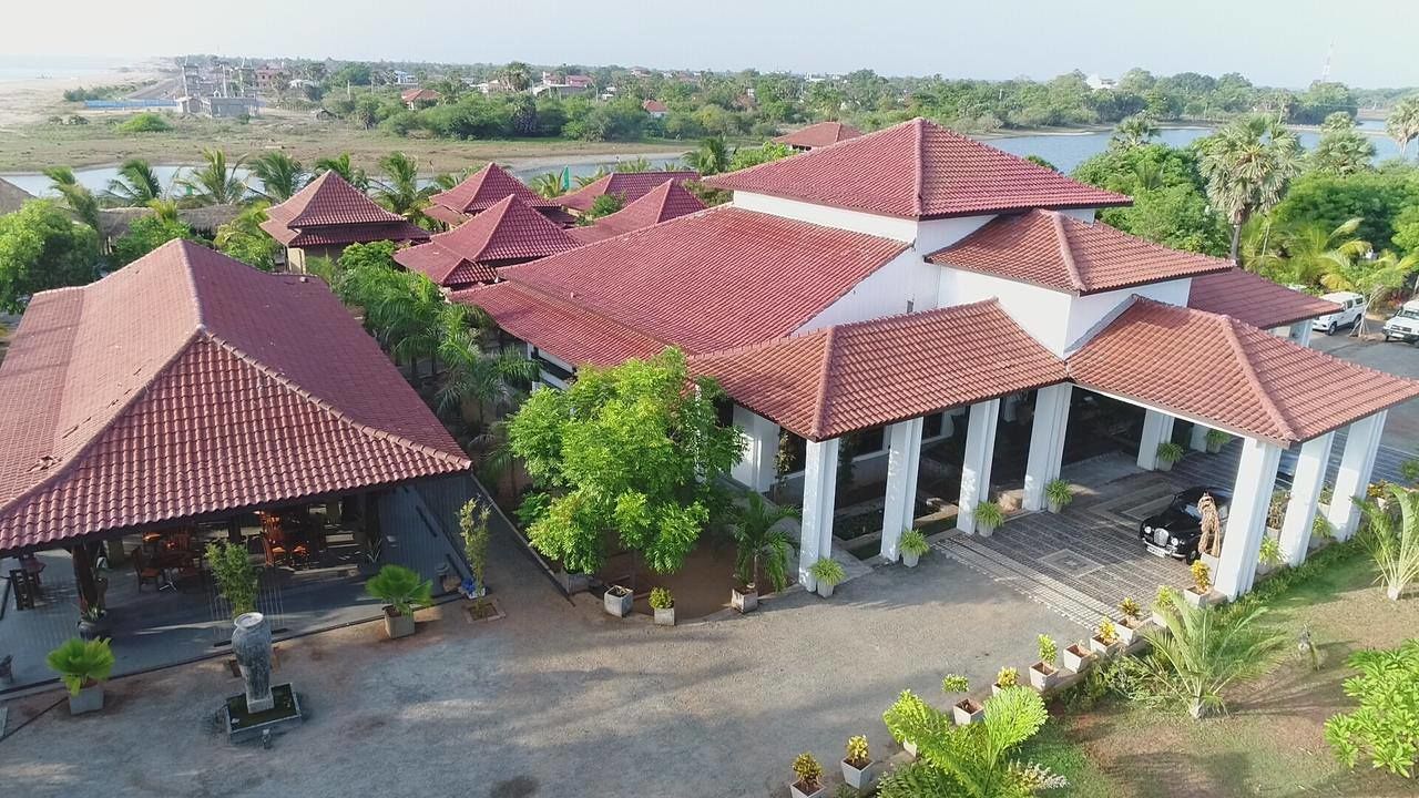Ocean Park Resort photo 2
