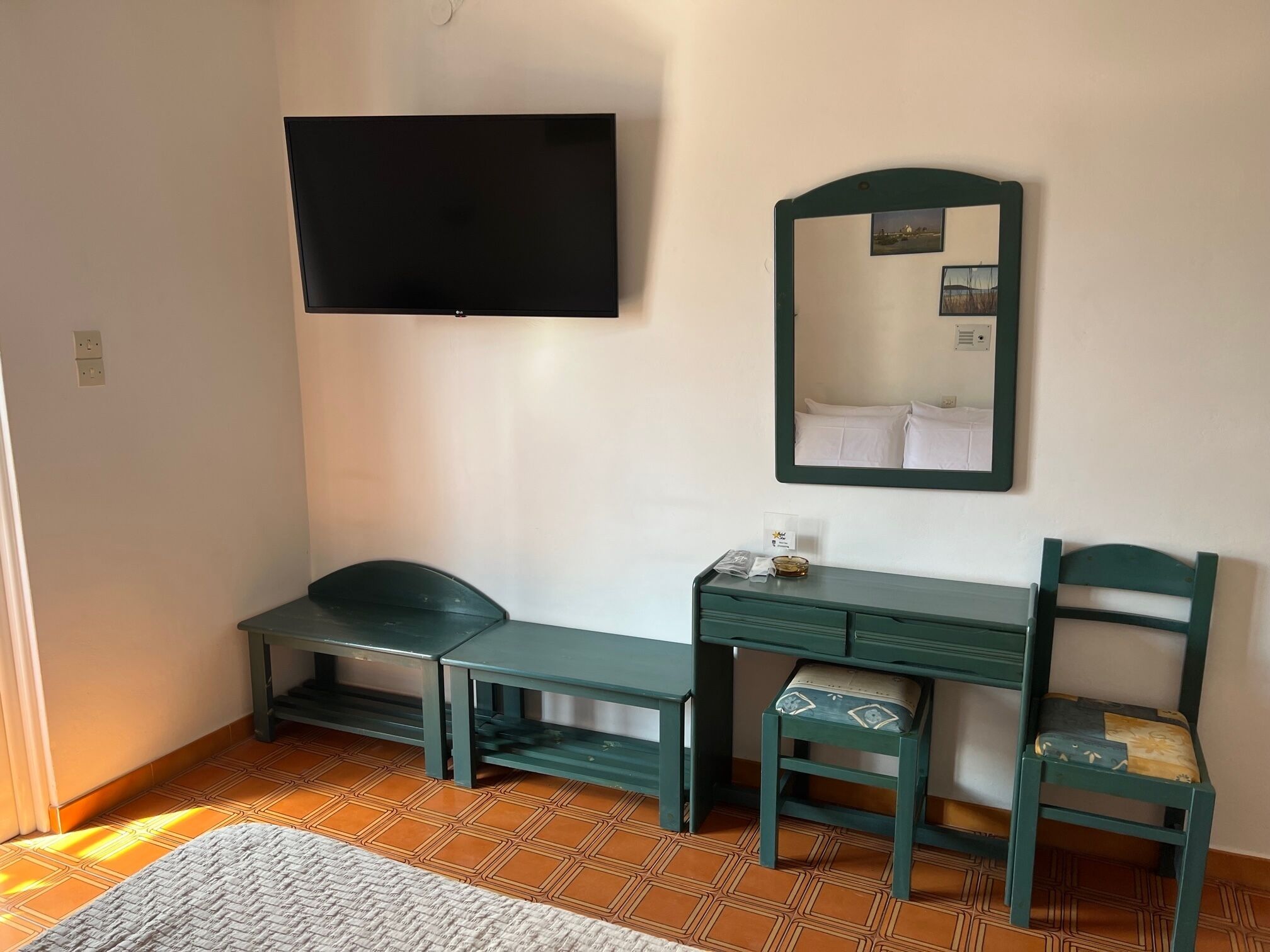 ASTERI HOTEL photo 5
