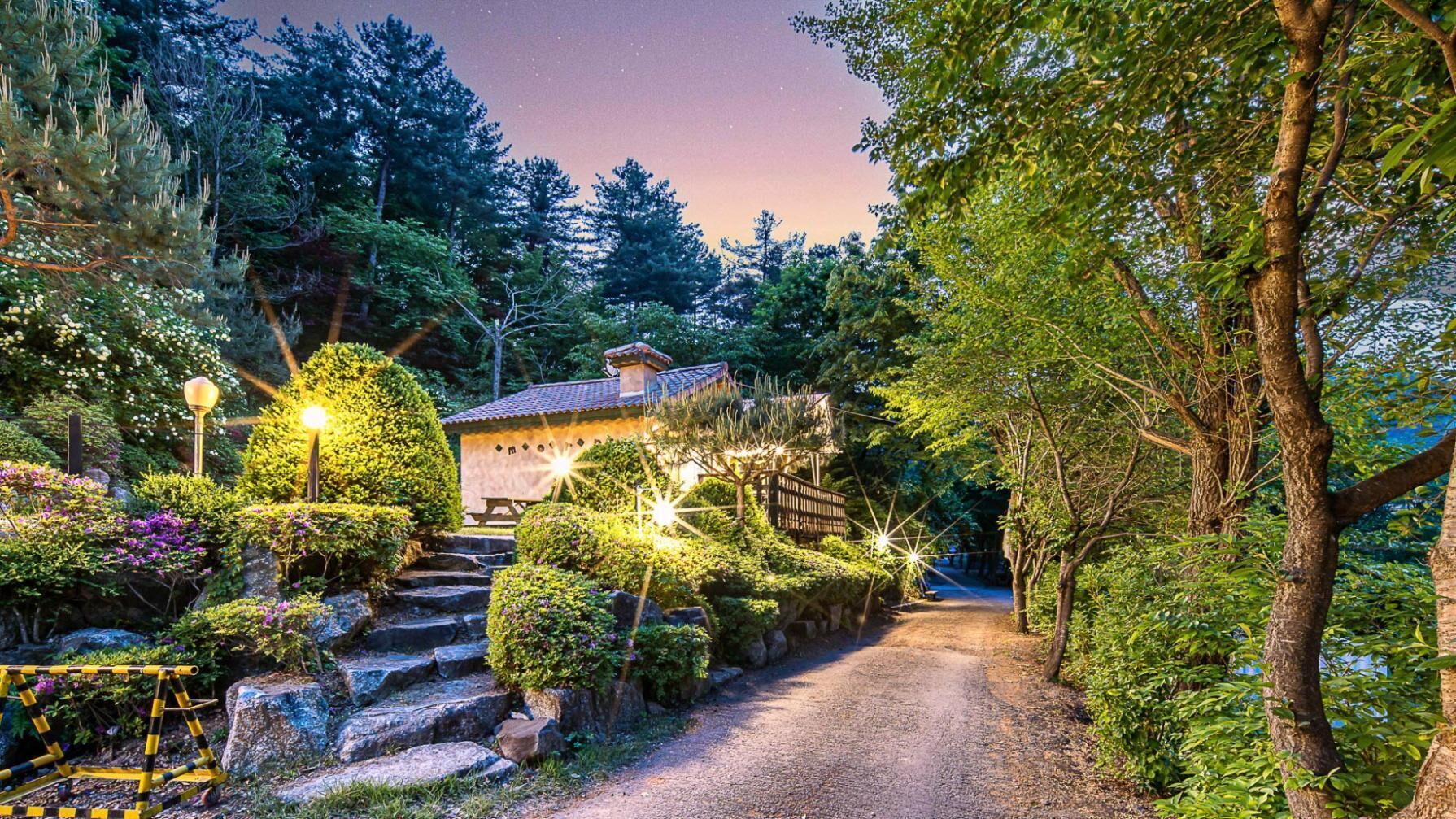 Gapyeong Atthemorn Dokchae Pension photo 2