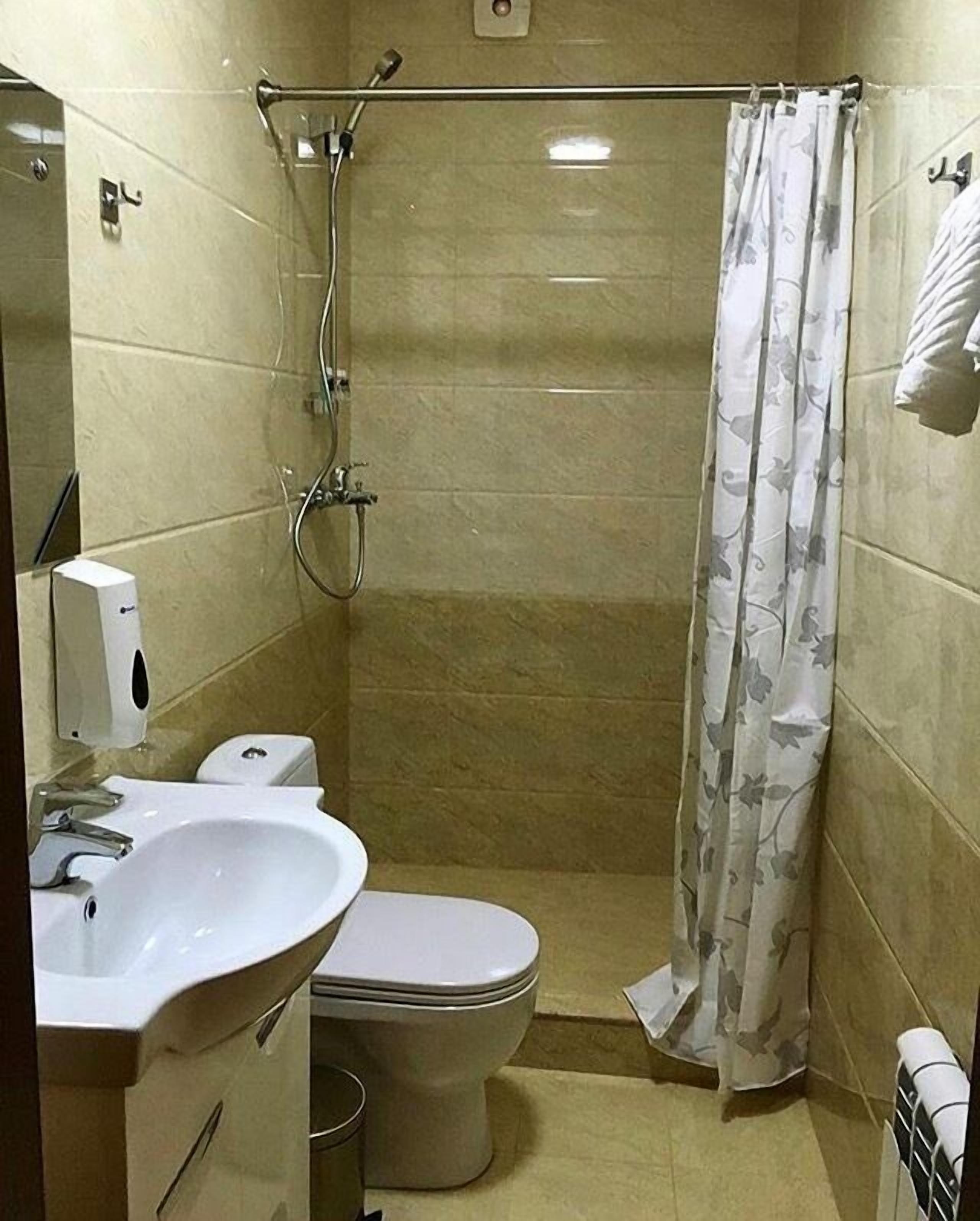 Mari Inn photo 2