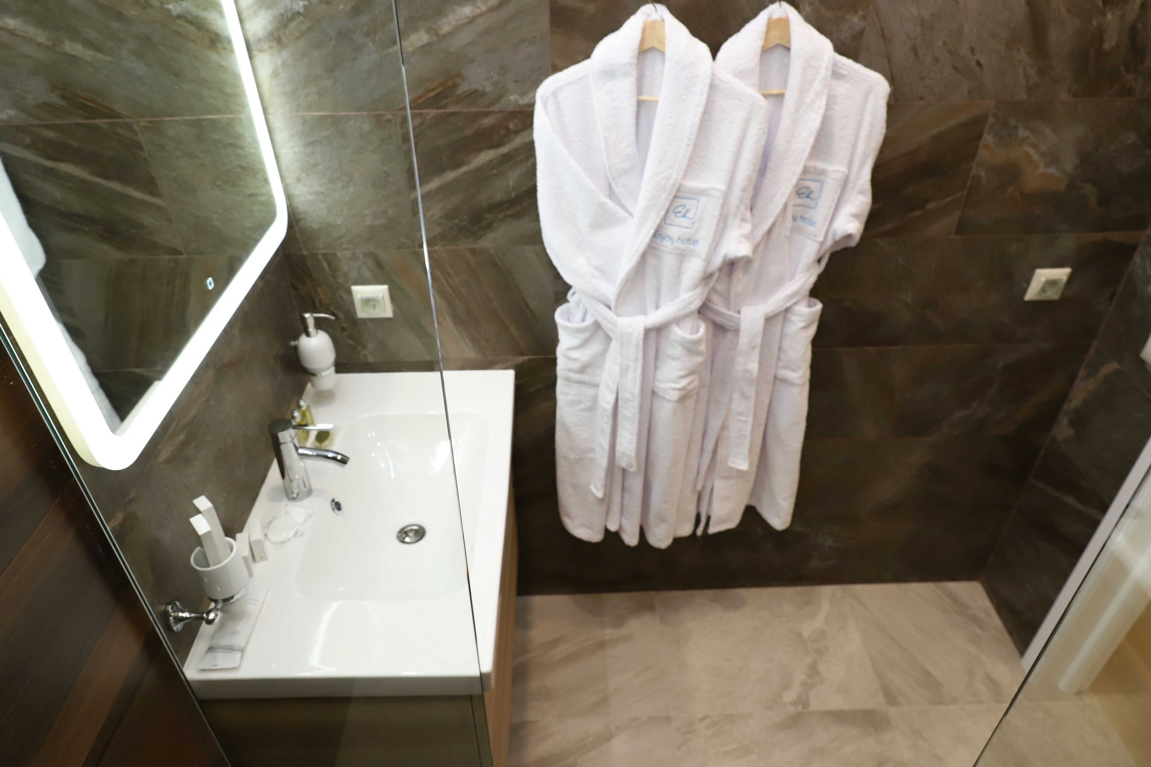 Enjoy Hotel Spb photo 2