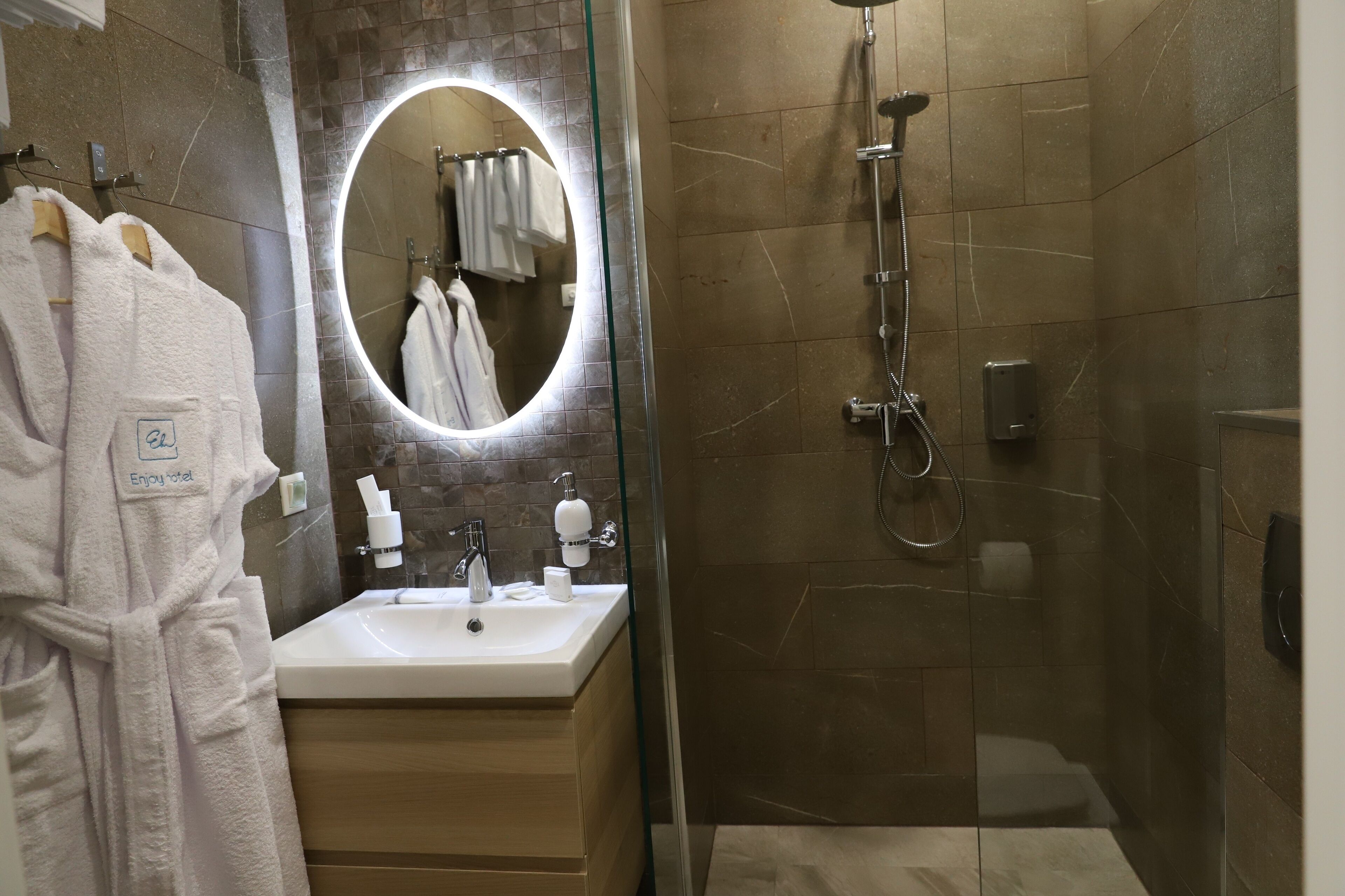 Enjoy Hotel Spb photo 4