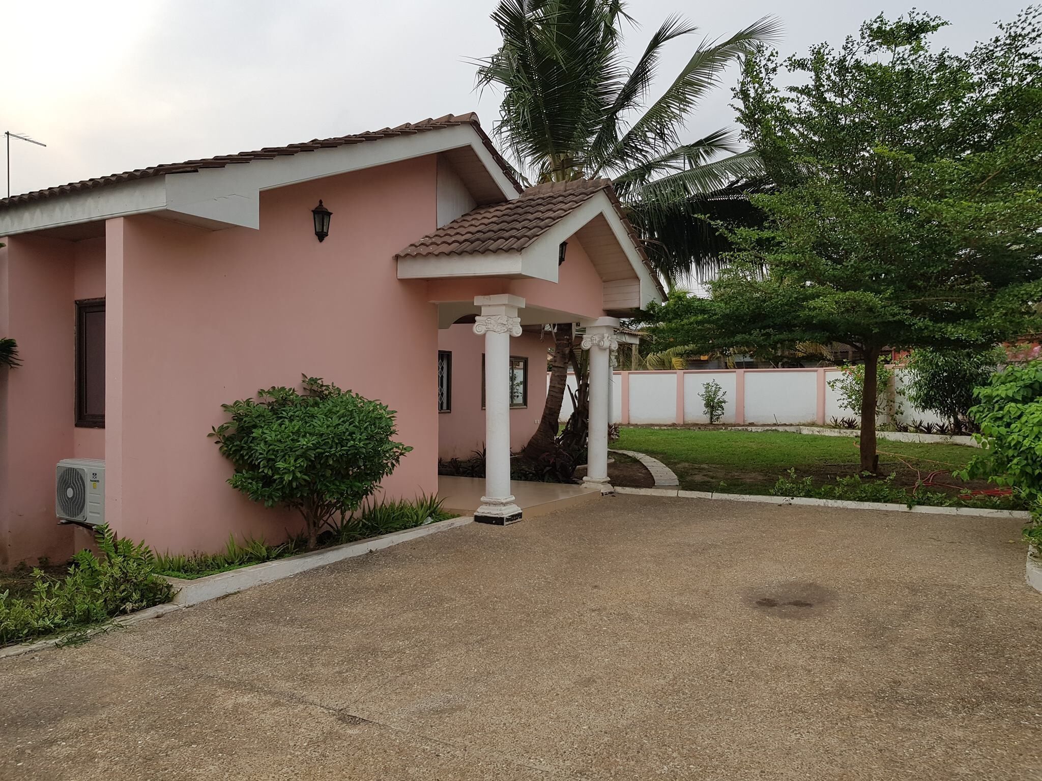 Primary image, JBK Hostels Adjirinaganor, Accra