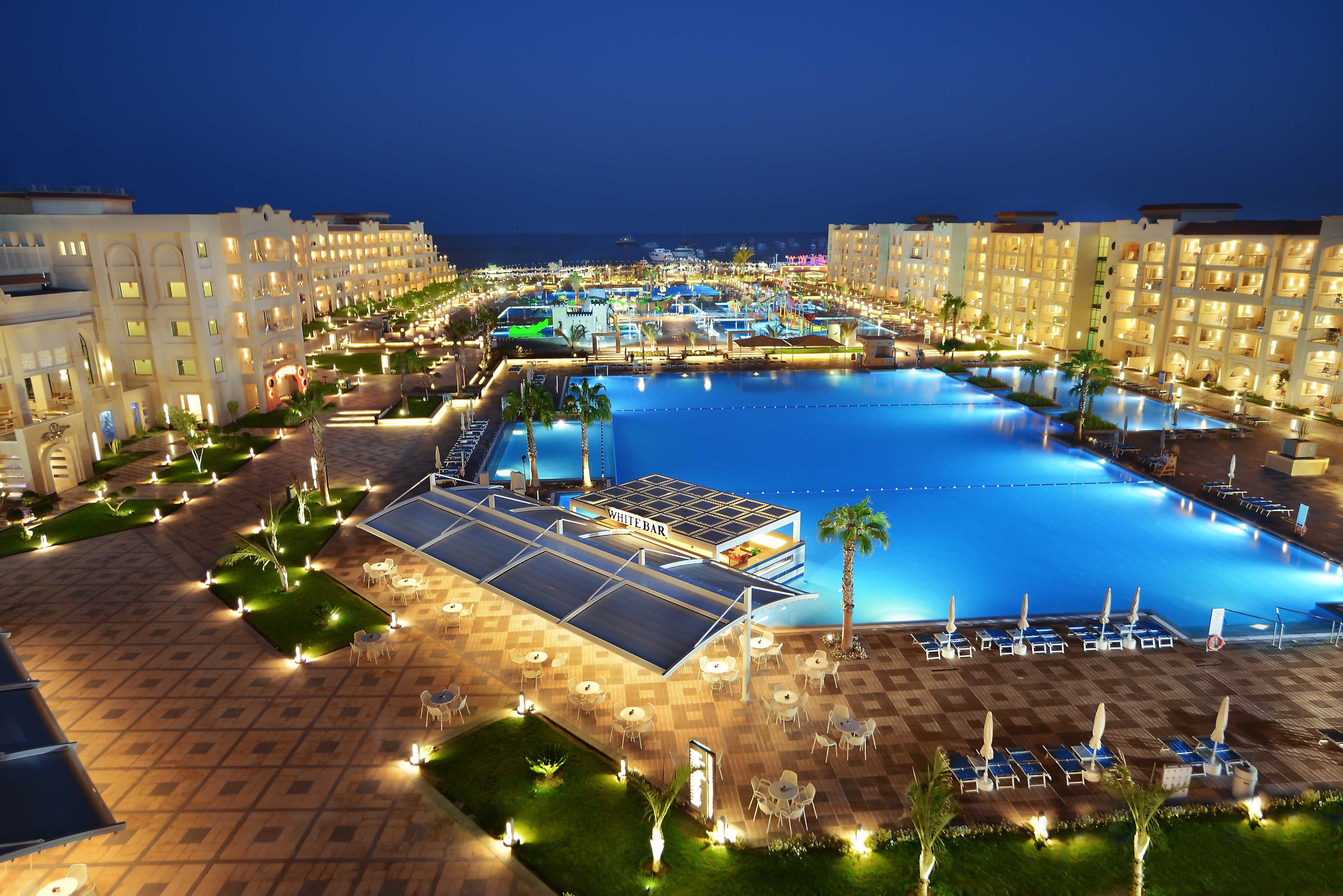 Pickalbatros White Beach Resort - Hurghada - All inclusive - Tap to explore photos