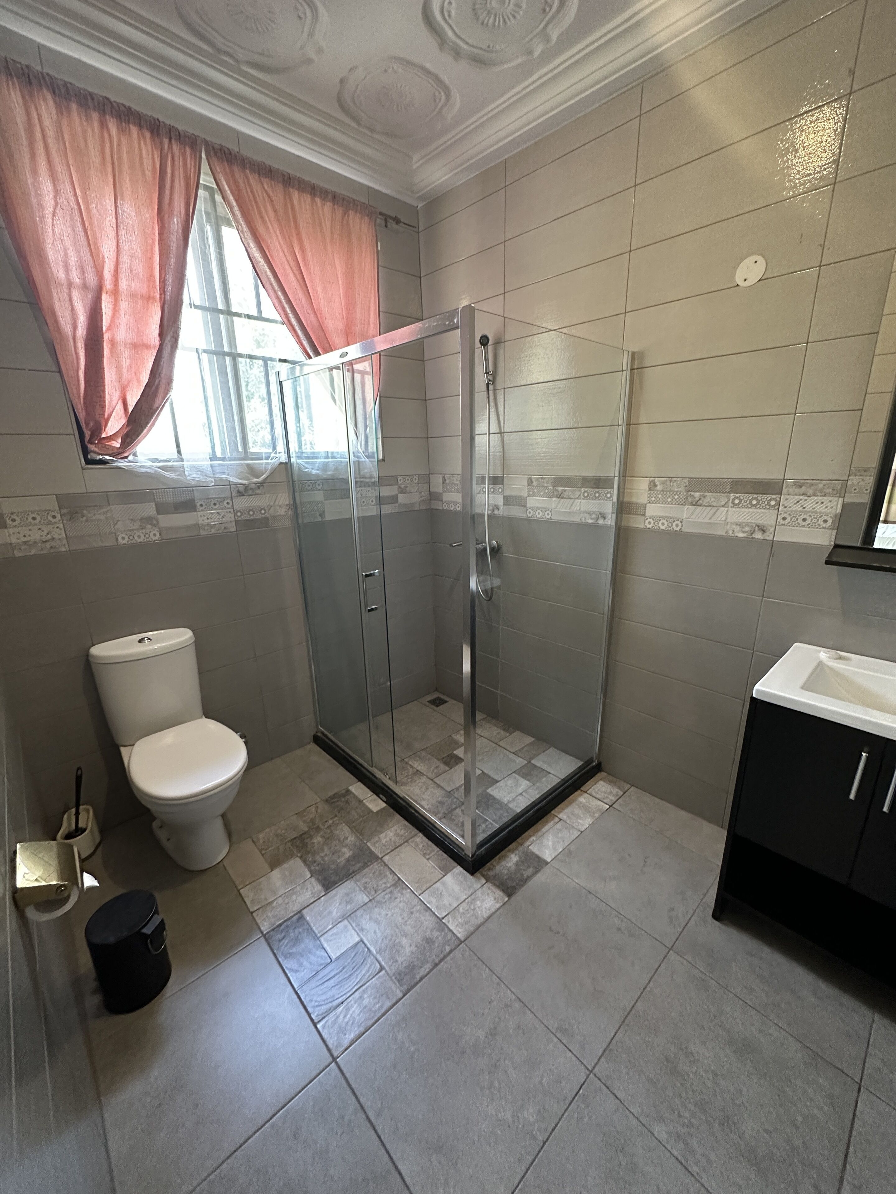 Ecstacy Royal Hotel photo 4