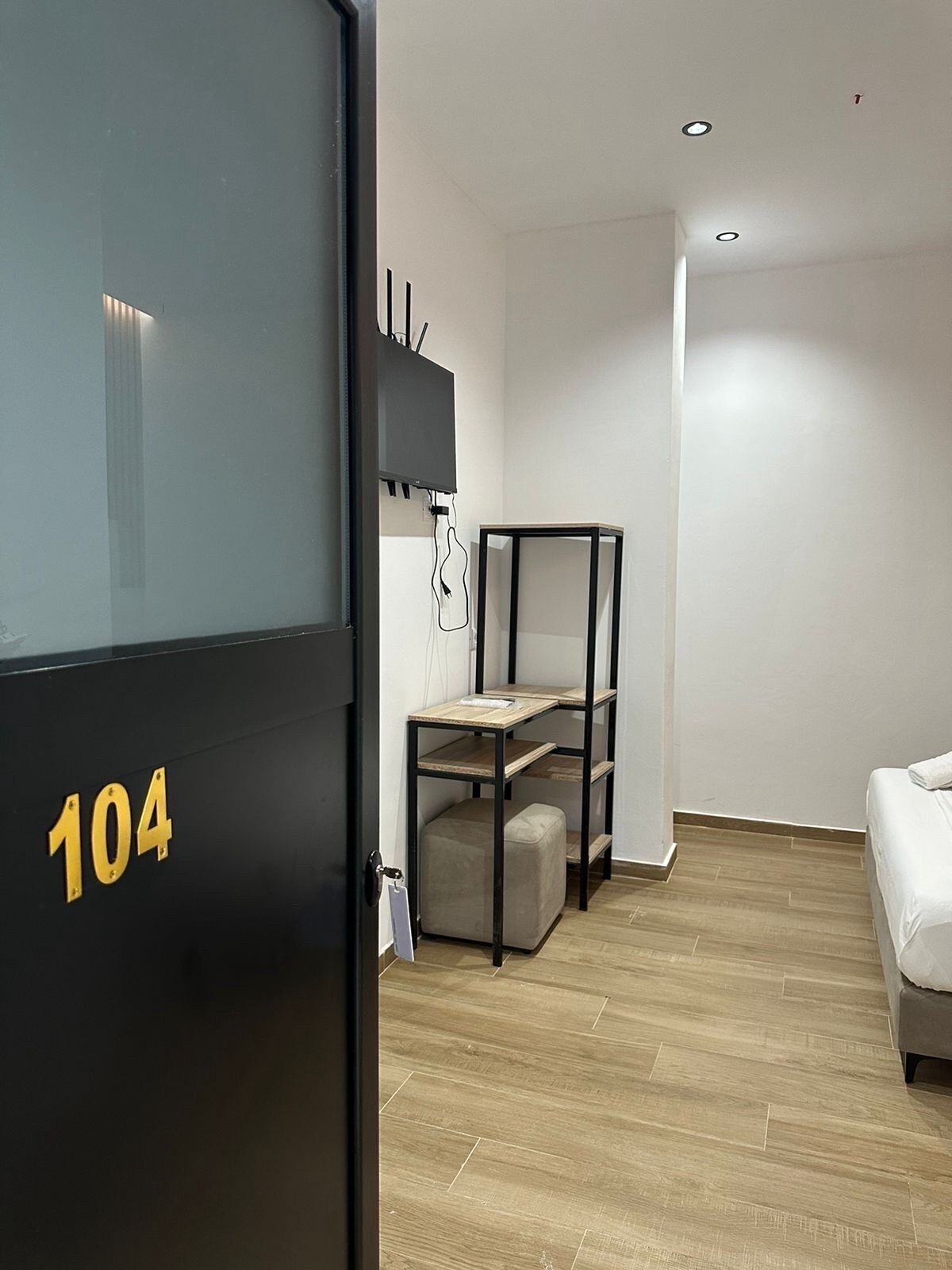 Room 3, Mece Apt, Sarandës