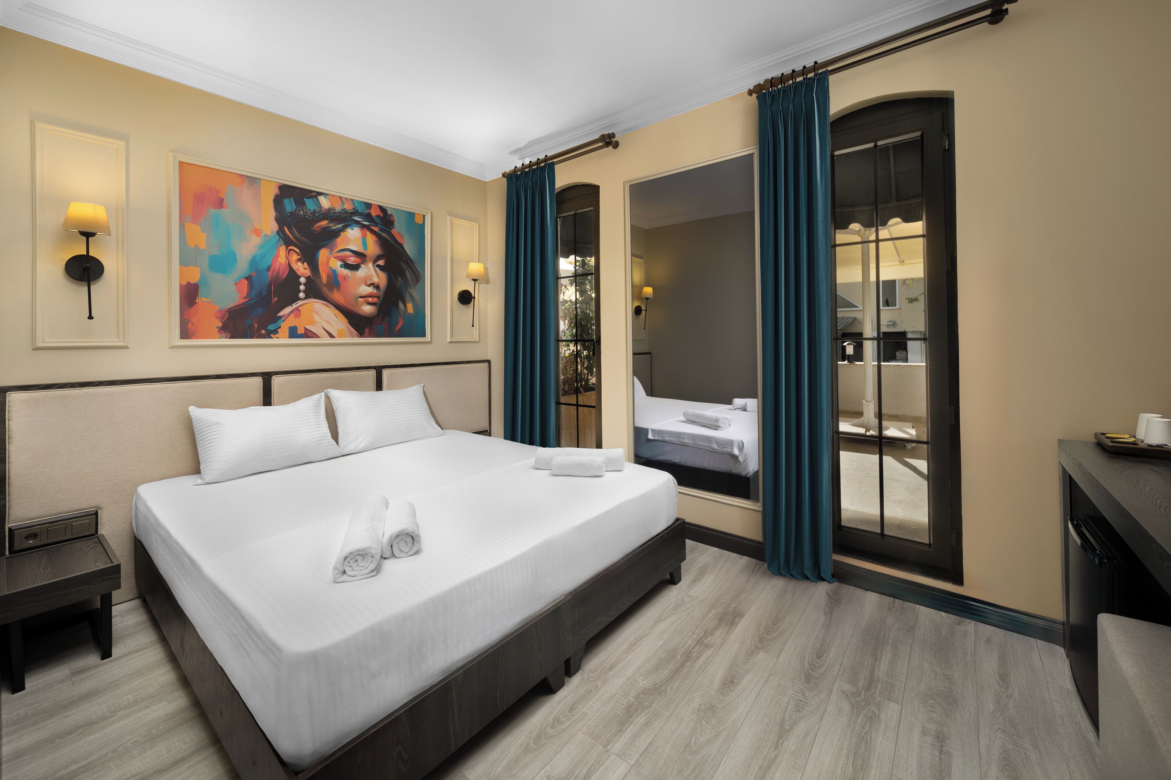 Economy No Window room (full double bed and single bed) (no window)