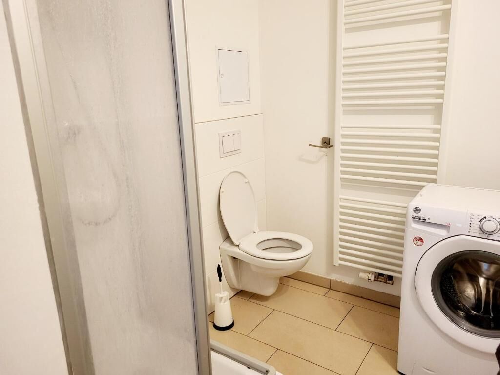 Room 5, Floridsdorfer Apartment, Wien