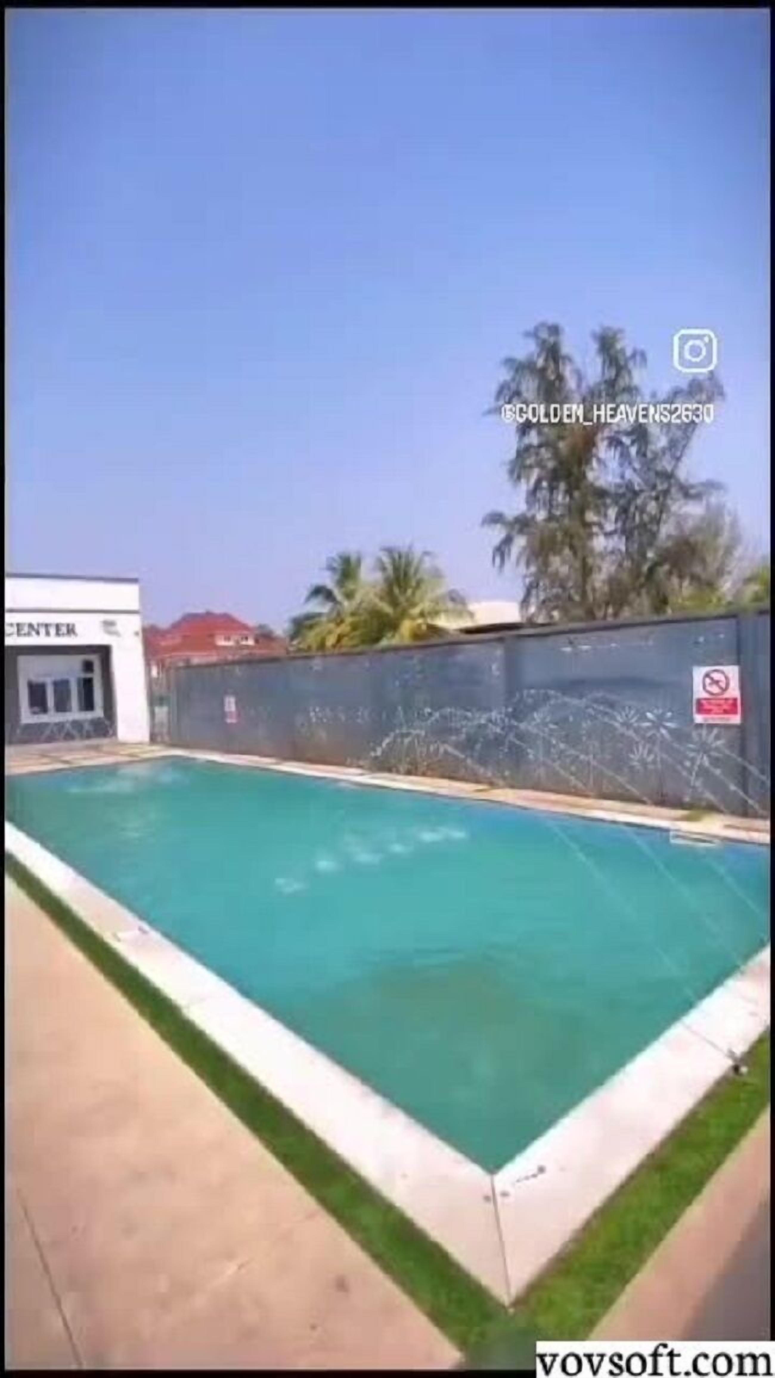 Outdoor pool, MountBatten, Eti-Osa