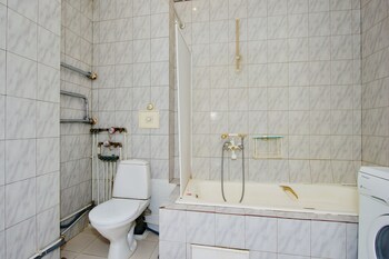 LUXKV Apartment on 2nd Dubrovskaya photo 5