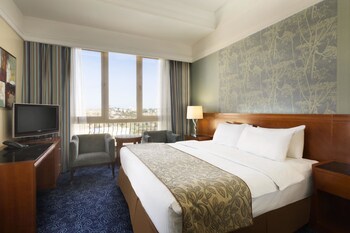 Ramada by Wyndham Al Hada photo 2