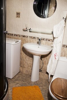 Funny Dolphins Apartments Taganskaya photo 3