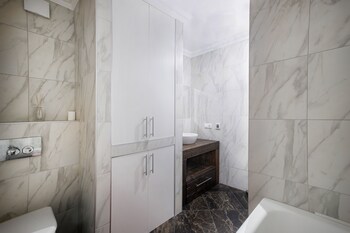The 26th Apartments photo 2