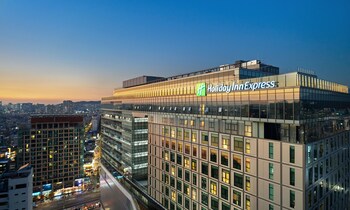 Holiday Inn Express Seoul Hongdae image 1