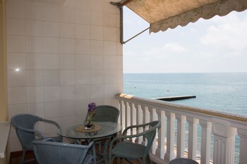 Dream by the Sea Boutique Hotel photo 2