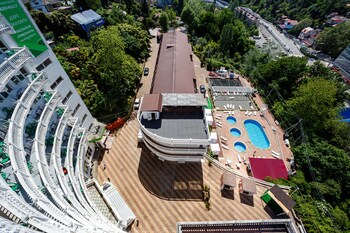 Garden Hills Hotel by Provence photo 2