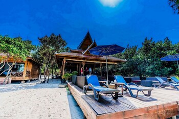 Sol Beach Resort Koh Rong Samlon Island Cambodia thumbnail