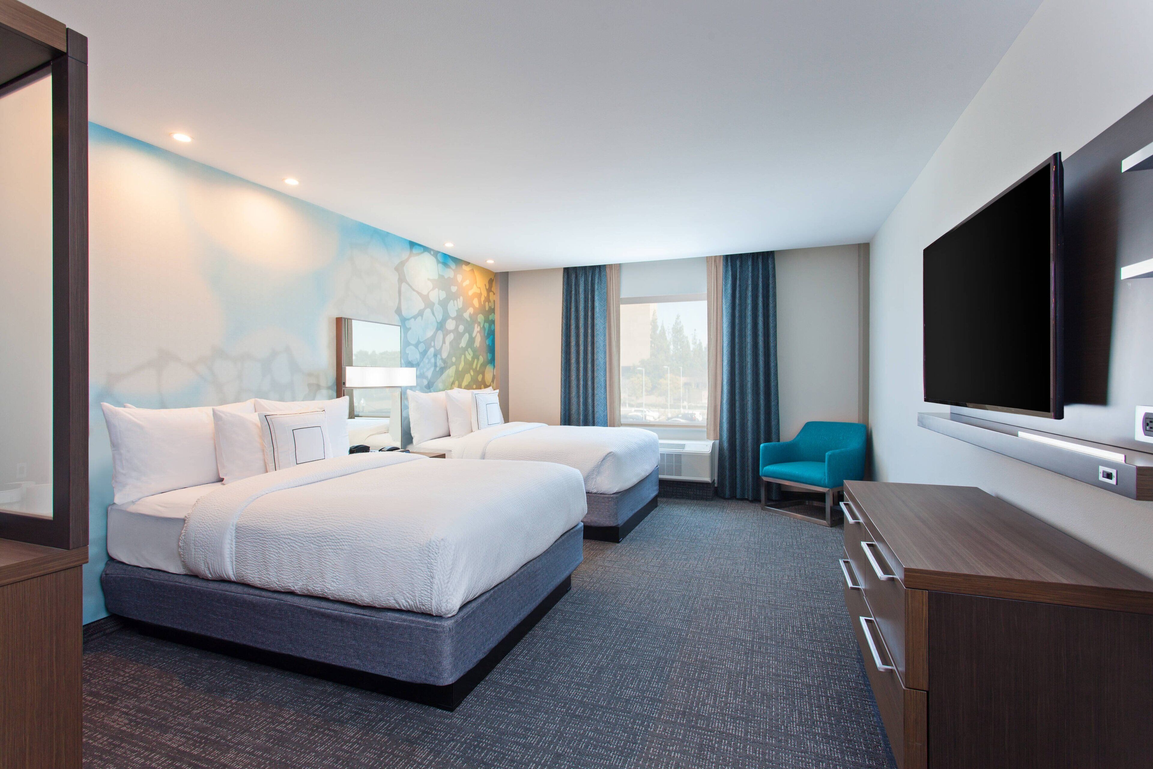 Courtyard by Marriott San Diego El Cajon - Tap to explore photos