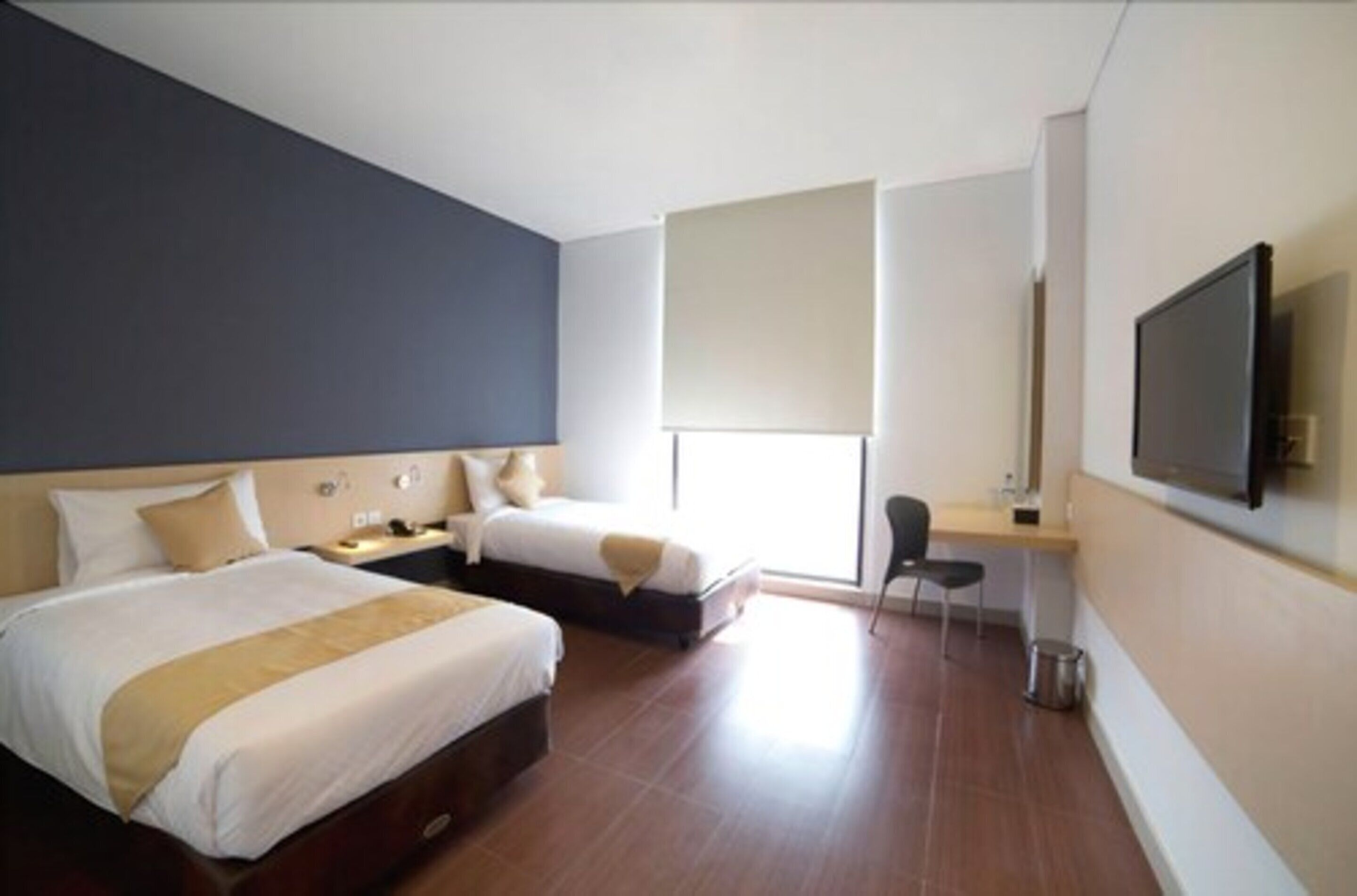 Hotel 88 Mangga Besar VIII by WH - Tap to explore photos