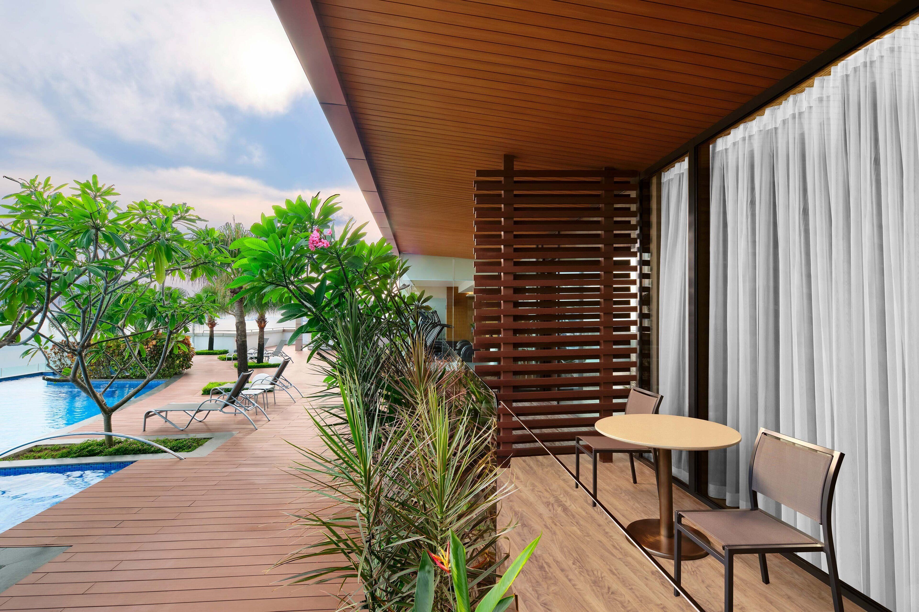 Batam Marriott Hotel Harbour Bay - Tap to explore photos