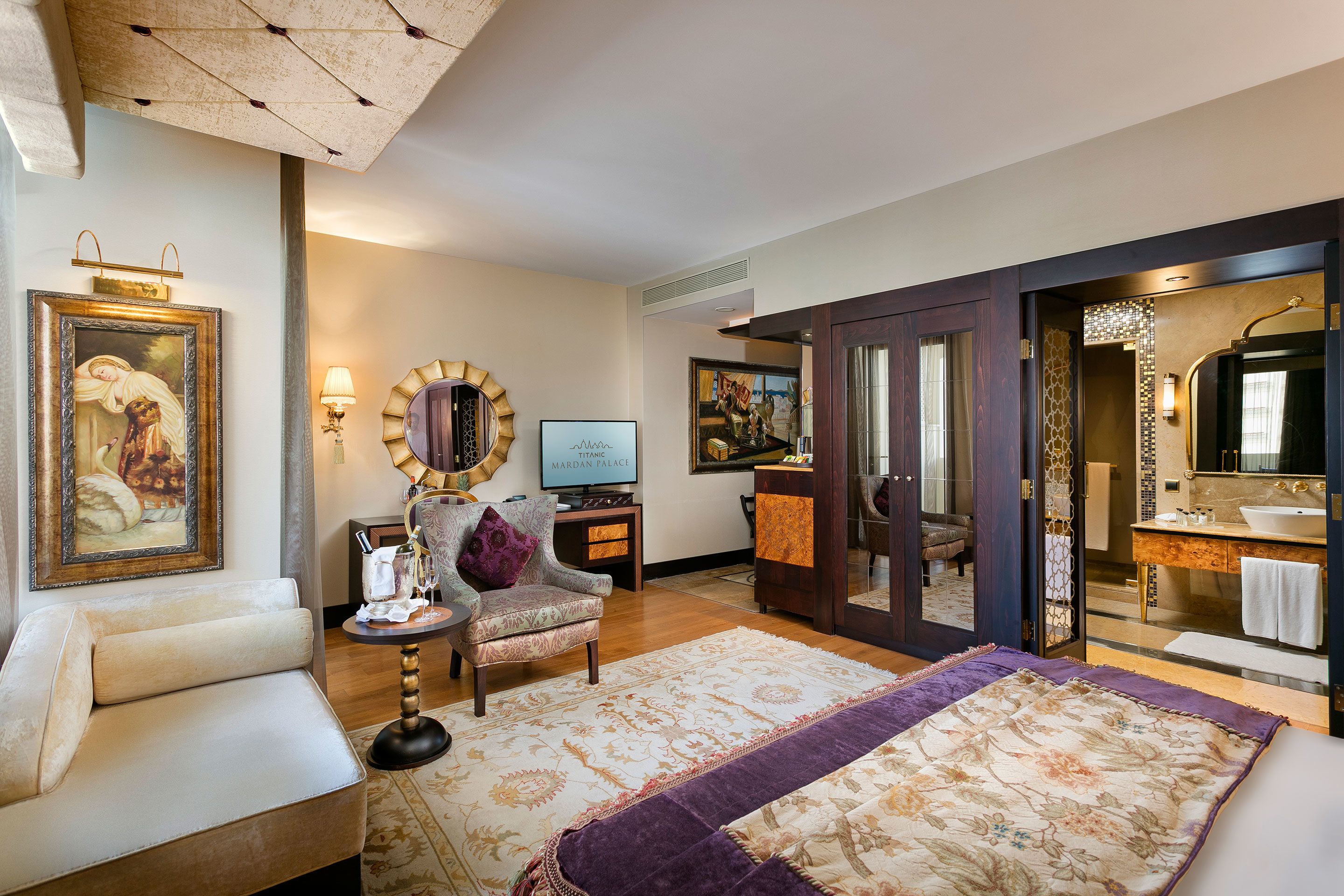 Mardan Palace Room Type - Premium Side Sea/Pool View Room Mardan Palace Room Type - Premium Side Sea/Pool View Room