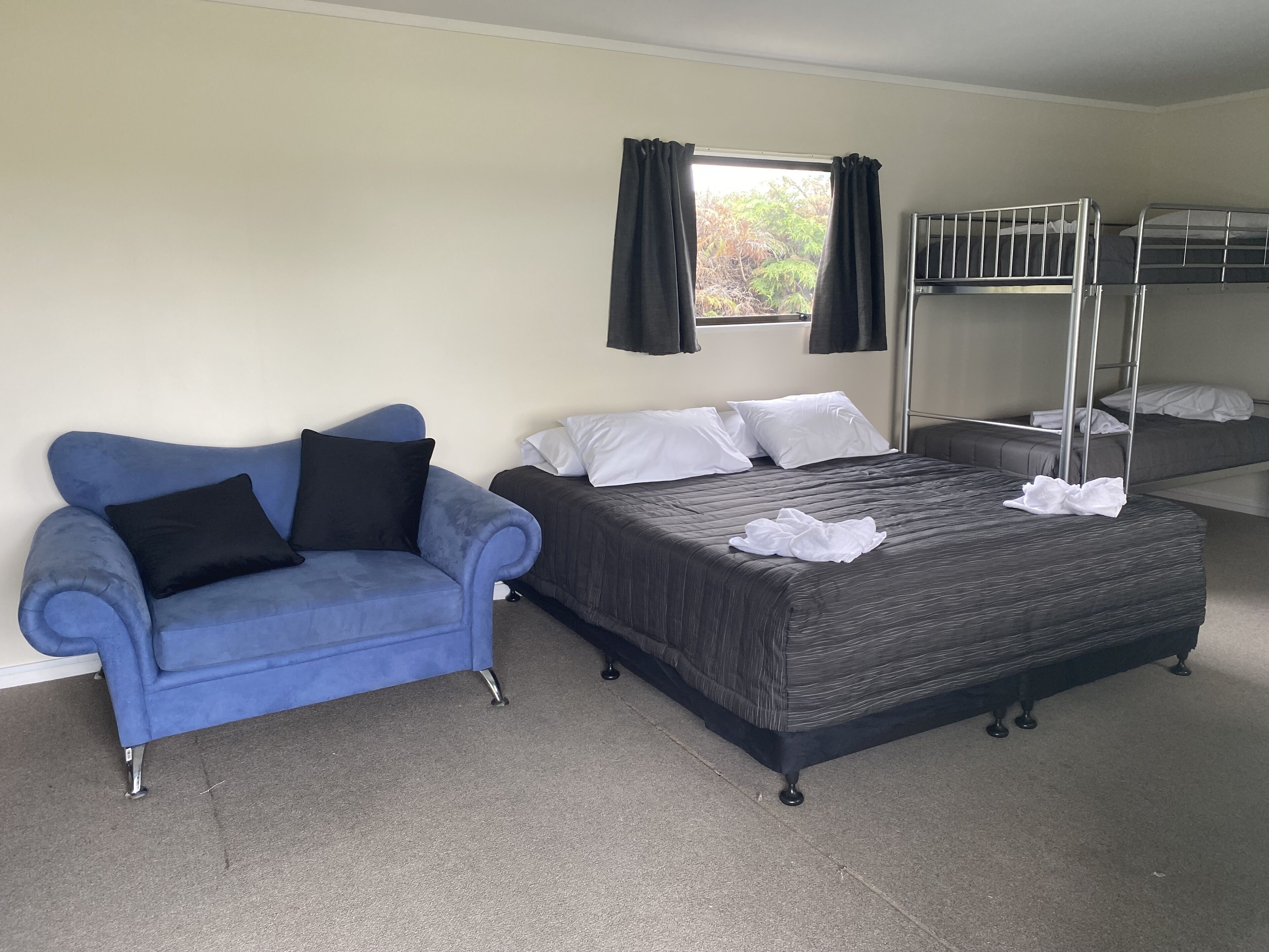 Rotorua Thermal Holiday Park - Tap to explore photos