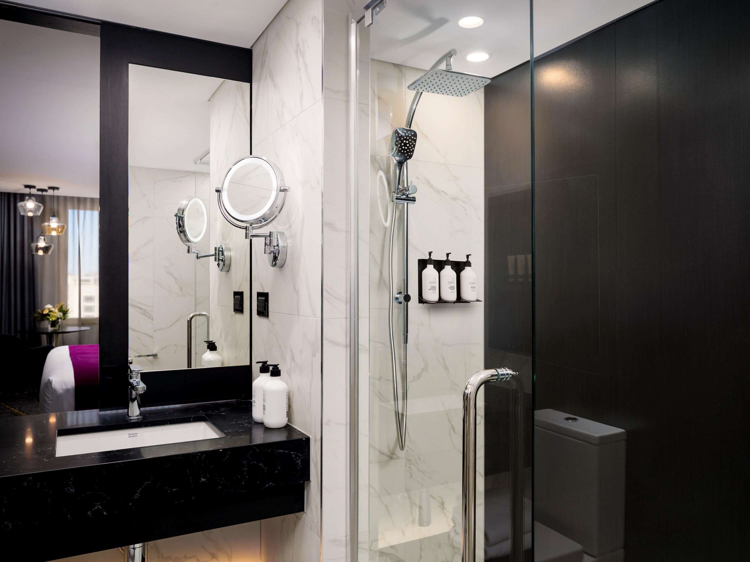 Pullman Melbourne City Centre Room Type - Superior King Room
