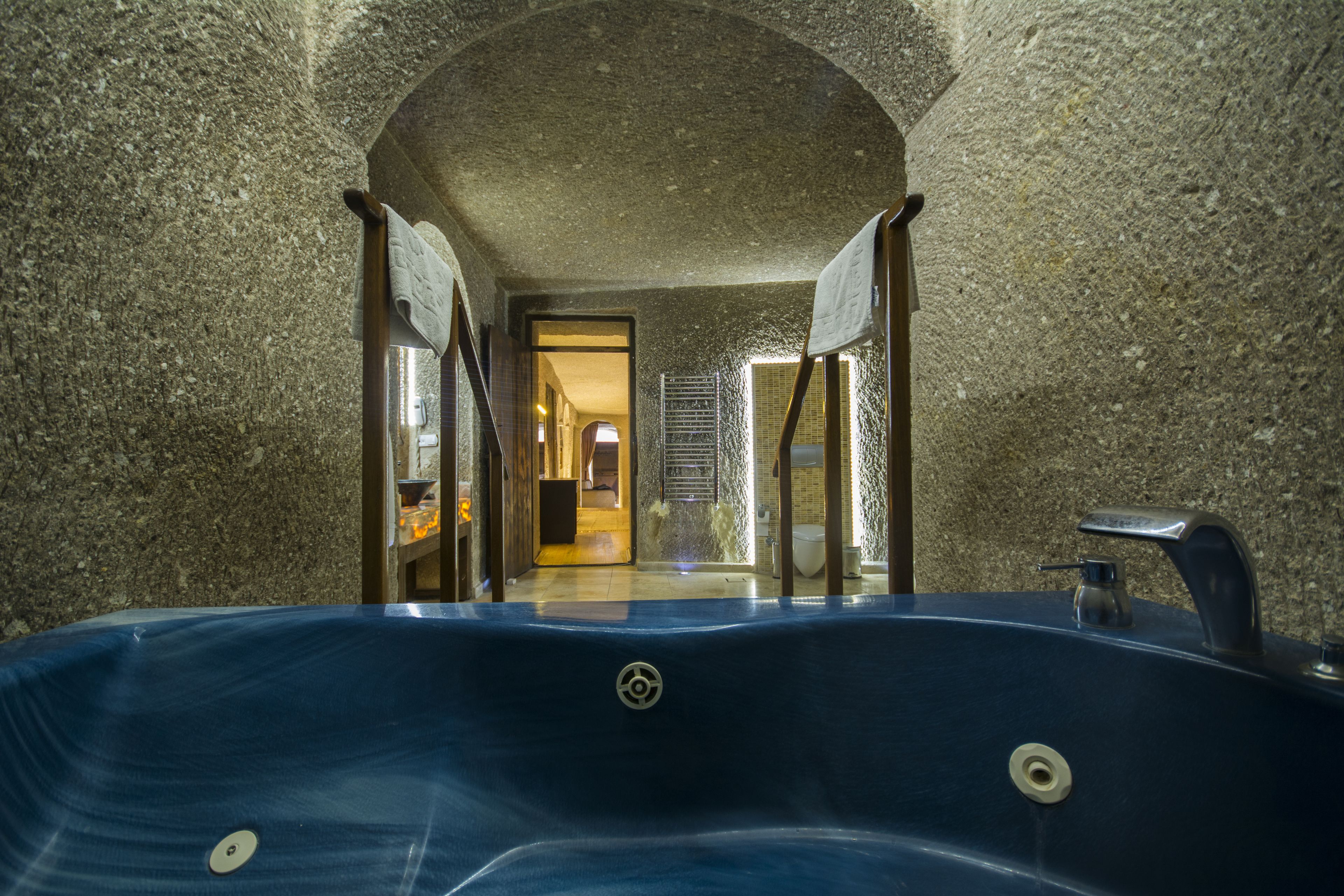 Roma Cave Suite Hotel - Tap to explore photos