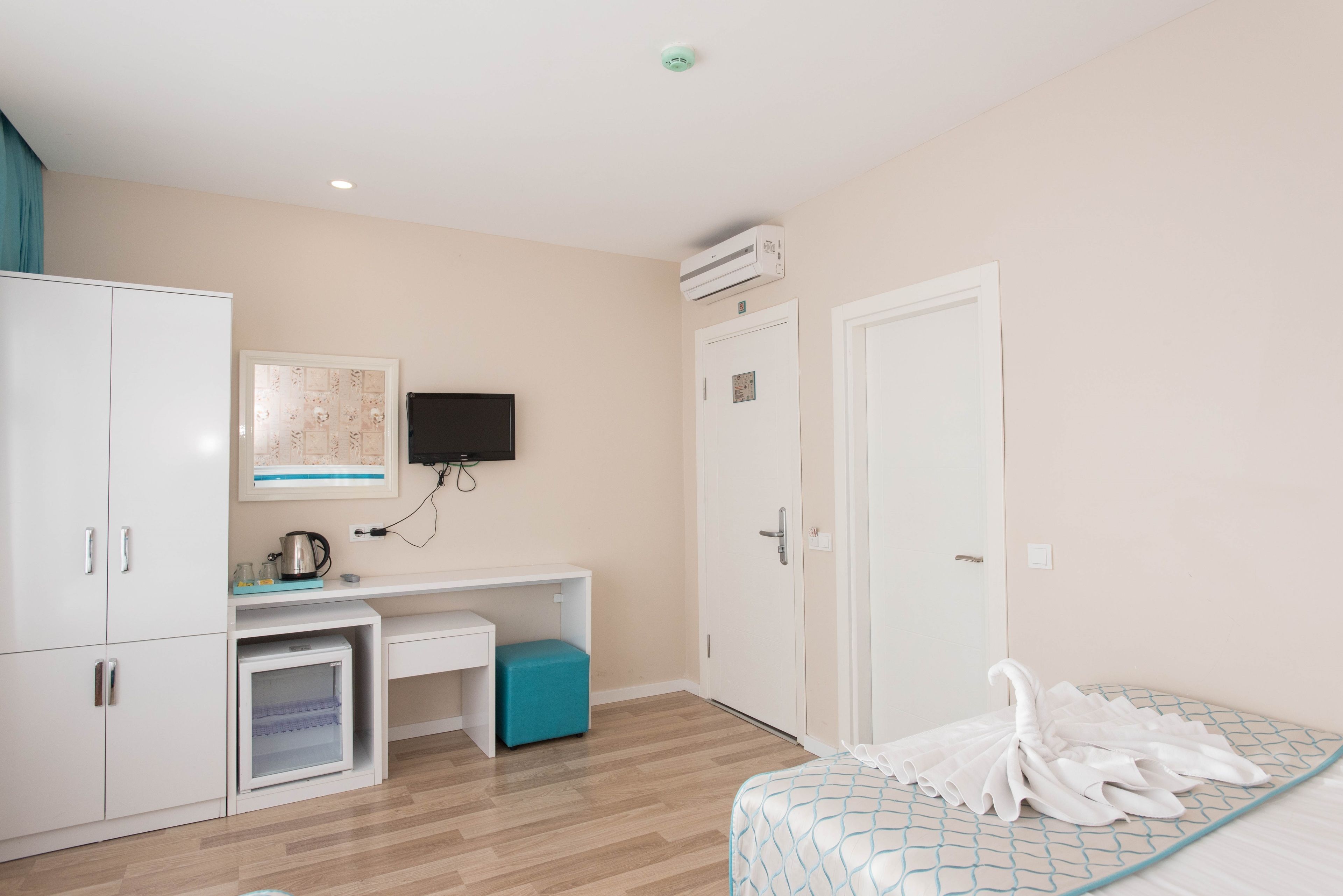 Star Holiday Hotel Room Type - Triple Room
