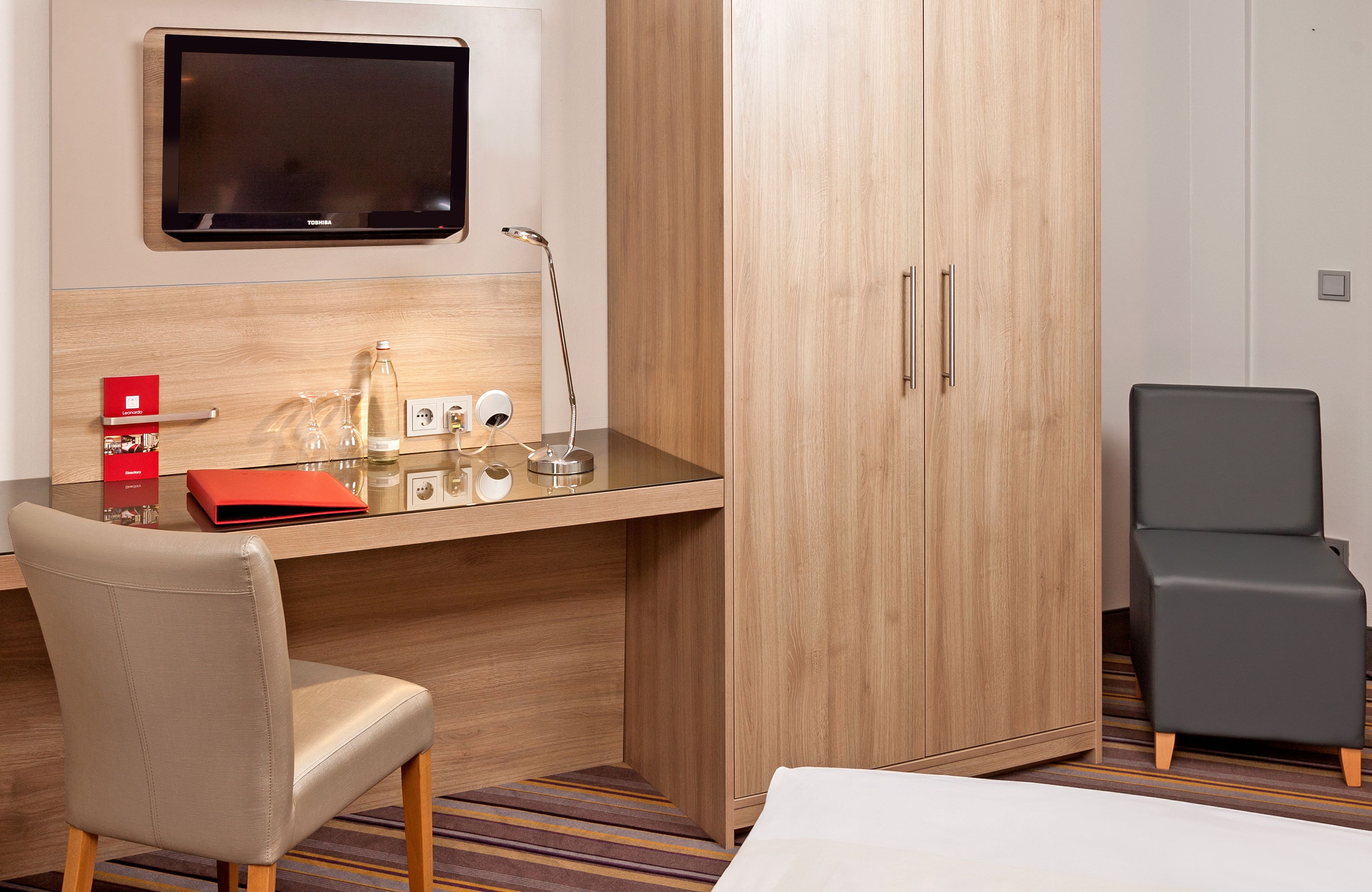 Leonardo Hotel Munich City North - Tap to explore photos